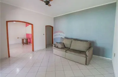 Casa a venda em capela do alto com 4 dormitórios e duas suíte, área gourmet em um terreno de 502mts2