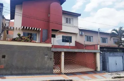 Casa com 4 quartos, sendo uma suíte máster, escritório, espaço gourmet completo com piscina no bairro trujillo, em sorocaba/sp