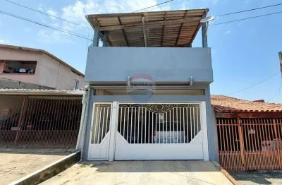 Sobrado à venda com 2 quartos, 2 vagas cobertas no bairro lopes de oliveira.