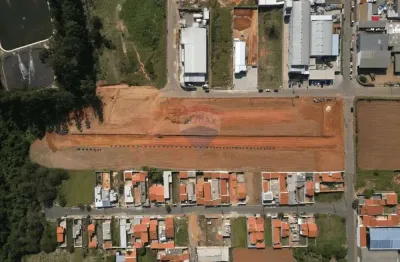 Terreno à venda no Centro, Capela do Alto 