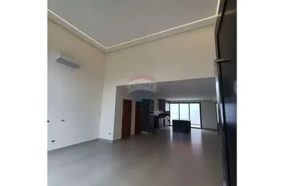 Casa térrea para locação, 213 m², 3 quartos, suítes, votorantim