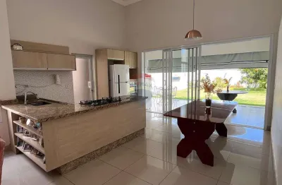 Casa a venda em condomínio fechado no interior de são paulo!!!