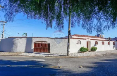Casa à venda jardim vera cruz | 3 quartos | 1 suíte | 5 vagas | esquina