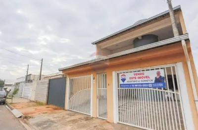 Sobrado à VENDA - Jd. Tulipas - 3 dormitórios com varanda - 1 suíte - Sorocaba/SP