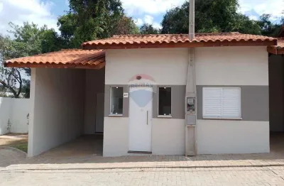 Casa em condomínio fechado com 2 quartos à venda no Caguassu, Sorocaba 