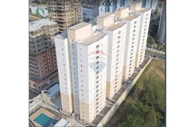 Apartamento térreo com 3 dormitórios no parque campolim sorocaba