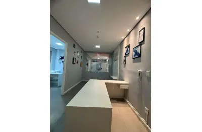 Sala comercial no sky trade center – pronta para o seu negócio!
