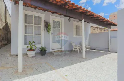 Casa com 3 quartos à venda na Vila Barão, Sorocaba 