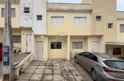Casa a venda com 2 quartos  em condominio flamboyant em sorocaba-sp