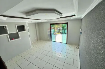 LOCAÇÃO Casa Sobrado Amplo e Reformado com 6 quartos. R$ 4.200,00