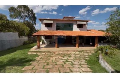 Chácara para locação no residencial alvorada araçoiaba da serra, amplo espaço, 4 quartos e 341m²