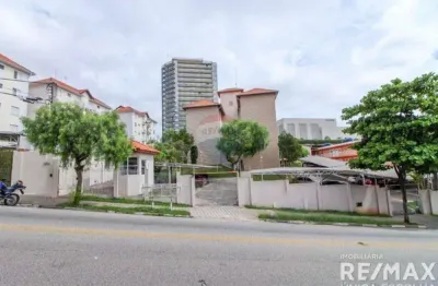 Alugo apartamento com 2 dormitórios ao lado do shopping iguatemi, 55m² com uma vaga coberta