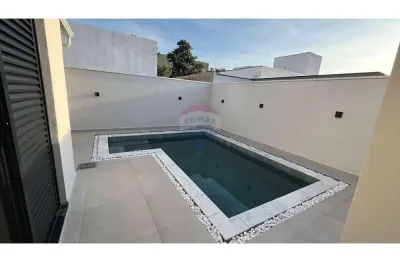 Oportunidade única em boituva/sp – casa térrea com alto padrão de acabamento e piscina!