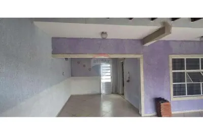 Casa com 3 quartos para alugar no Jardim São Guilherme, Sorocaba 