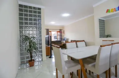 Casa á venda com 05 quartos, 03 banheiros no Jardim Novo Horizonte - Sorocaba SP