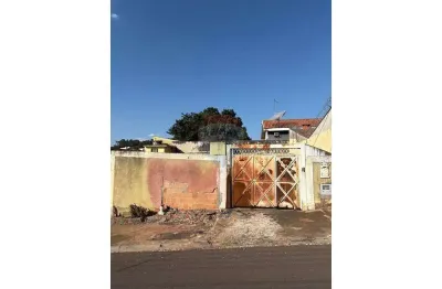 Terreno murado e plano de 225m² no jardim mediterraneo - R$115.000,00