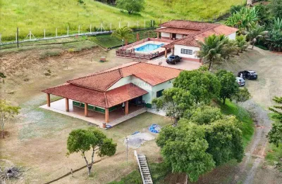 Sítio 22 mil metros com escritura à venda em Capela do Alto-SP