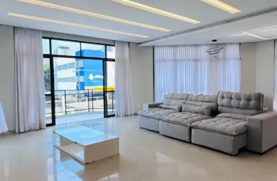 Um andar inteiro com elevador exclusivo para vocsua familia !