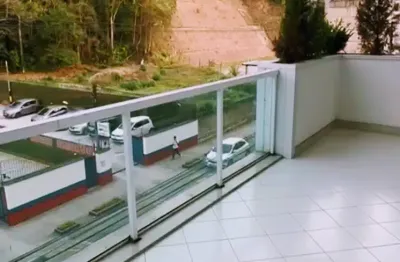 Apartamento com 3 quartos para alugar na Avenida Delfim Moreira, Várzea, Teresópolis