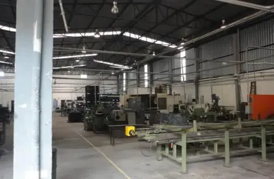 Galpão com 12.000m² terreno e área construída de 2.200m² - aceita permuta!