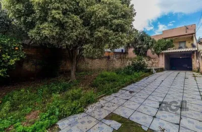 Casa com 2 quartos à venda na Beco Antônio Nunes Vicente, 125, Lomba do Pinheiro, Porto Alegre