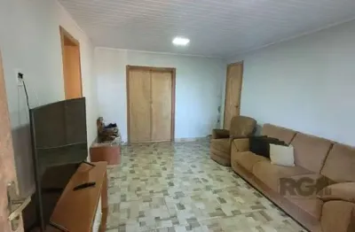Casa com 2 quartos à venda na Avenida Orleaes, 840, Guarujá, Porto Alegre