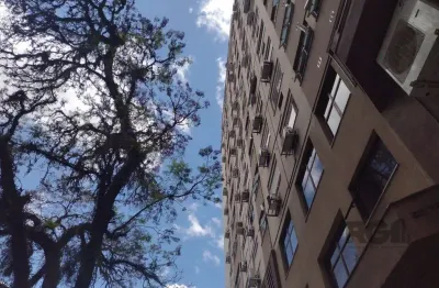 Ótimo apartamento 01 dormitórios com 53,50 m² - com churrasqueira no centro hist