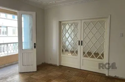 Apartamento na independência com 176m² de 3 dormitórios e vaga desocupado