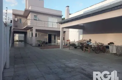 Casa com 3 quartos à venda na Rua Beberibe, 185, São Sebastião, Porto Alegre