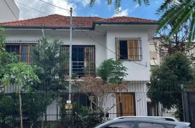 Casa de 4 dormitórios no bairro santo antônio, porto alegre