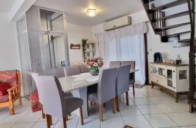 Casa 3d com elevador 3wc, 2v espirito santo porto alegre zona sul