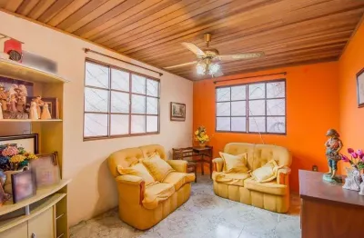 Casa com 4 dorms e terreno amplo – bairro são joão, 400m²