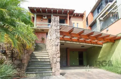 Casa de 3 dormitórios no jardim isabel com vista para o guaíba.