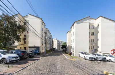 Apartamento semimobiliado com 2 dormitórios, banheiro social e 1vaga rotativa
