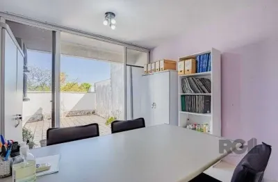 Sala comercial à venda na Avenida Taquara, 572, Petrópolis, Porto Alegre