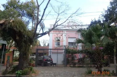 Casa para venda - 240m², 6 dormitórios, 4 vagas - teresópolis