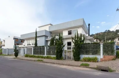 Casa para venda - 377m², 4 dormitórios, sendo 3 suites, 3 vagas - guarujá