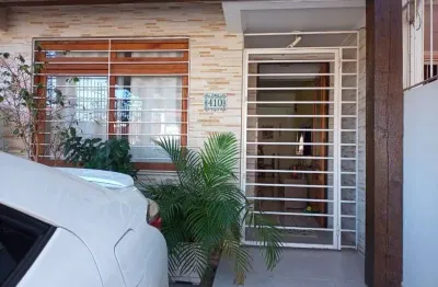 Casa para venda - 131.92m², 2 dormitórios, sendo 2 suites, guarujá