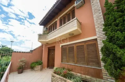Casa condominio para venda - 240m², 3 dormitórios, sendo 1 suites, 3 vagas - tri