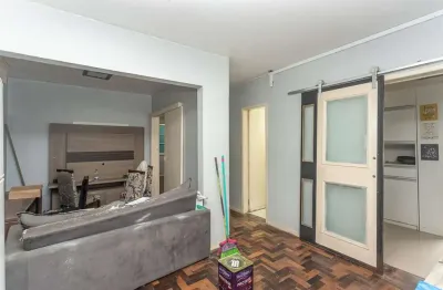 Apartamento no bairro teresópolis de 3 dormitórios e vaga rotativa desocupado