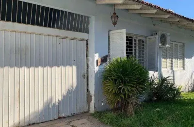 Casa 4 dormitórios 3 banheiros garagem coberta para 3 + carros