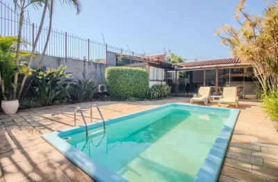 Casa para venda - 410m², 3 dormitórios, sendo 3 suites, 2 vagas - ipanema