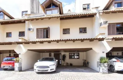 Casa condomínio | 3 quartos | 1 suíte | 2 vagas | 249,20m2 privativos | bairro a