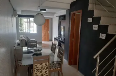 Casa com 2 quartos, 2 suítes, varanda, 1 vaga de garagem, no bairro aberta dos m