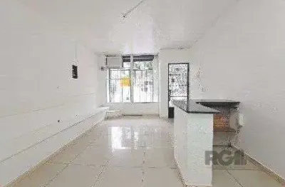 Loja comercial na rua duque de caxias - centro histórico, com 130,00m² privativo