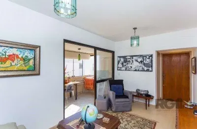 Apartamento 2 dormitórios, 2 banheiros, 1 vaga de garagem no bairro independênci