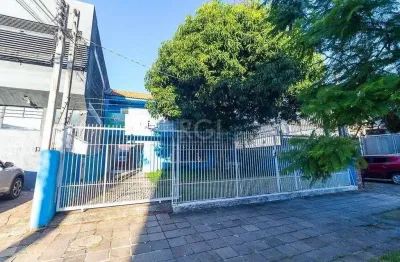 Casa com 9 dormitórios no bairro são geraldo, pode ser comercial
