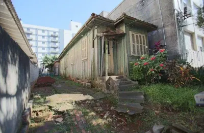 Terreno à venda na Avenida Mariland, 1145, São João, Porto Alegre
