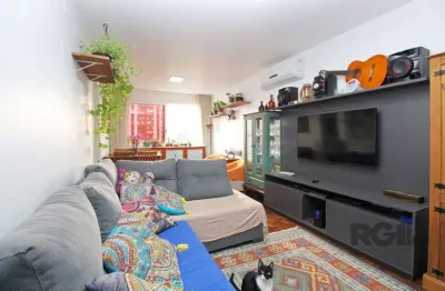 Apartamento a venda composto de dois dormitórios no bairro menino deus com vaga