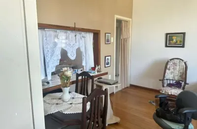 Apartamento 2 dormitórios à venda floresta porto alegre/rs